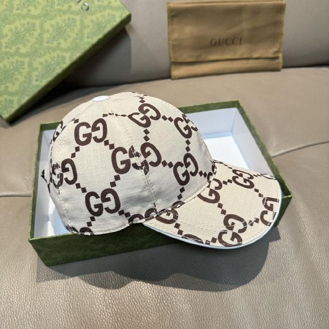 LV(路易威登)新款原单棒球帽，LV刺绣，专柜1:1开模订制