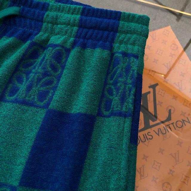 男士经典徽章刺绣运动休闲短裤五分裤！贸易公司渠道稀出