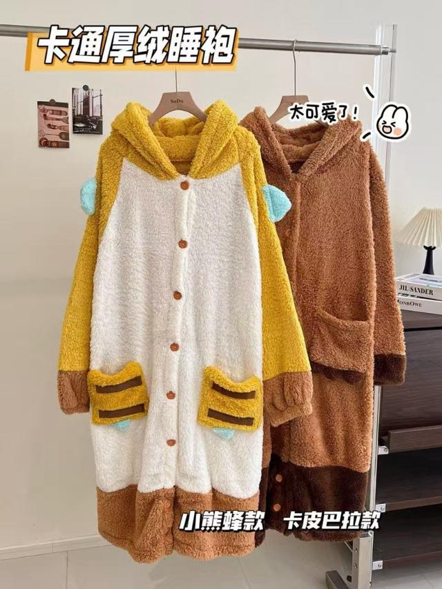 【預購商品】【1019結單】【批發】卡通厚絨睡袍 261018-08