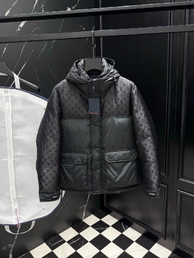 羽绒服2025最新款时尚设计师款羽绒外套.处处细节显工艺