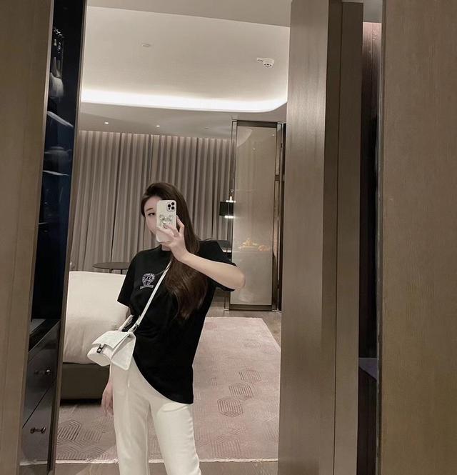 克罗心烫钻短袖