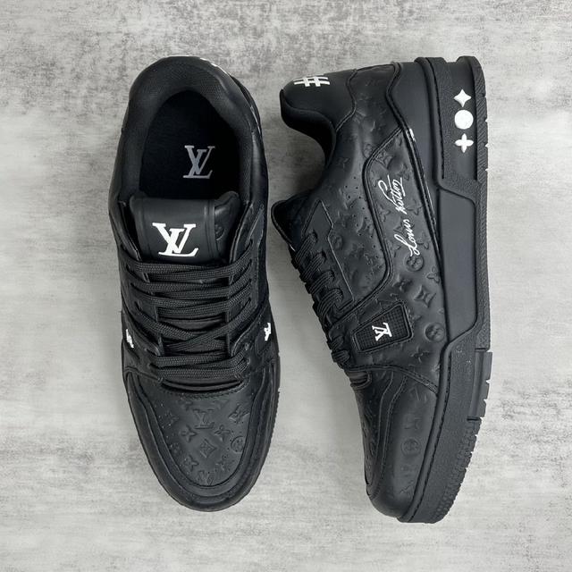 Louis*Vuitto* LV Trainer 最新走秀款 大底和面料私模