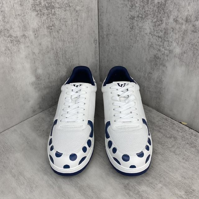 Louis Vuitton 23ss Rivoli 运动鞋为柔软牛皮革压印经典 Damier