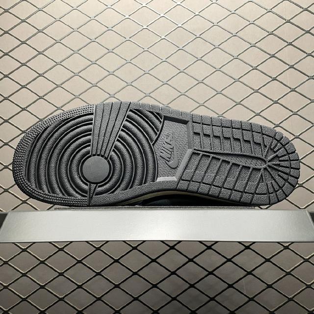 大厂代工流水线打造 纯原级既视感 细节随意对比