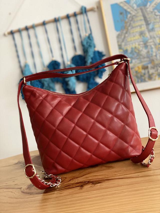 CHANEL：：．型号：92993尺寸：33CM：