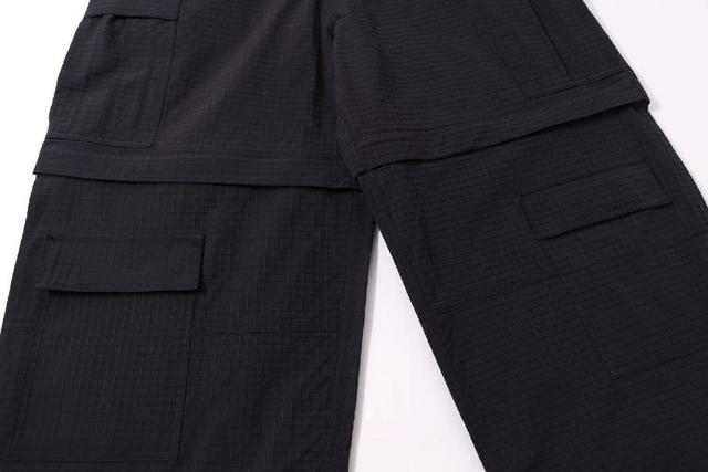 这件防晒度加工也非常复杂，原版一模一样做法！内里全部包边，