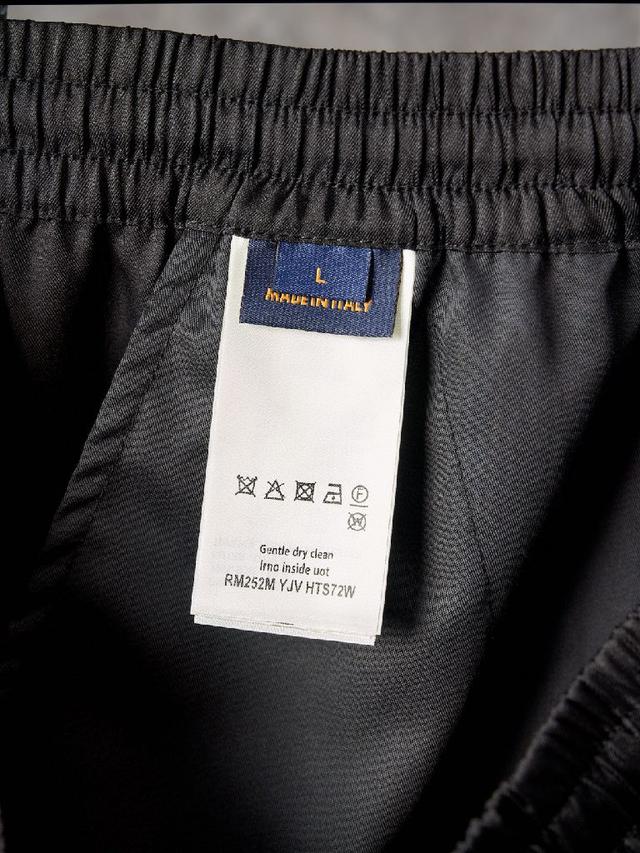 鸟家针织开衫2201纯色拉链立领抓绒长袖外套 这款针织毛衫外套也不