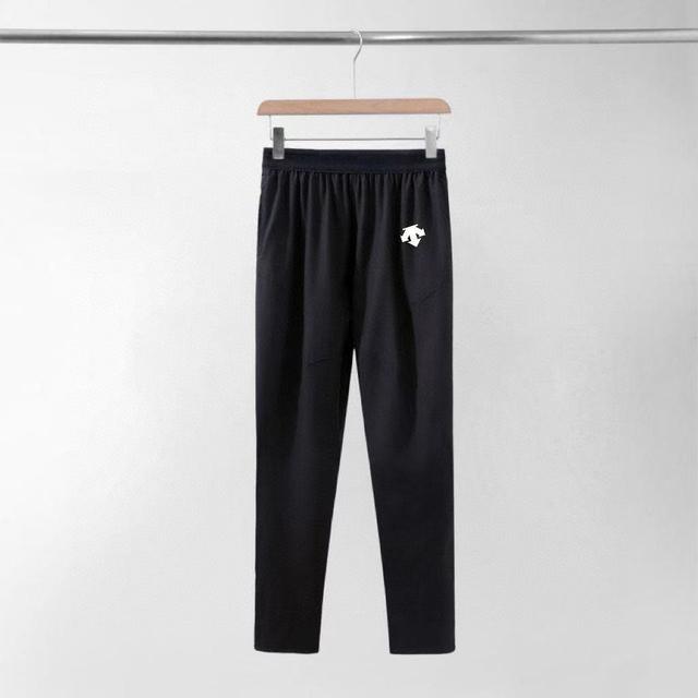 迪桑特DESCENTE 城市机能户外!城市通勤系列运动短裤~