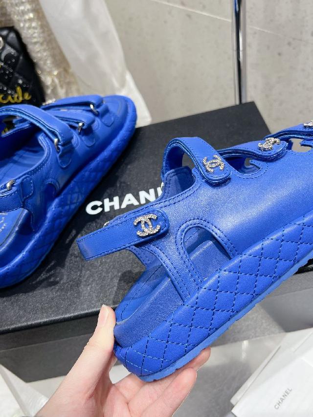 CHANEL·香奈儿 2025早春新款 小香菱格双钻扣魔术贴三带沙滩拖鞋凉鞋凉拖