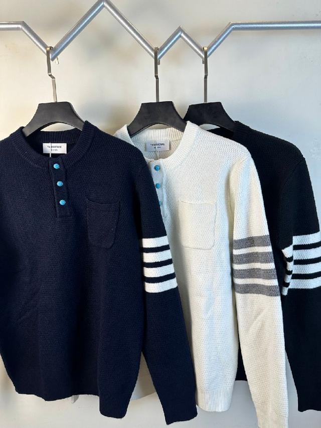 该款面料是身柔顺版型立体，久穿不变型