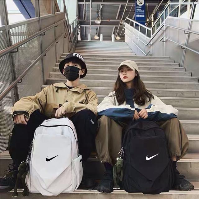 Nike耐克 简约百搭休闲旅行背包