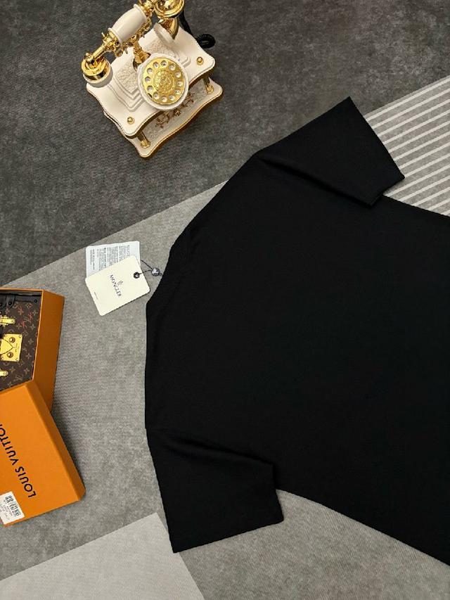 高支高密双纱300克超舒适纯棉面料，整体的触感舒适，亲肤效果也是极佳