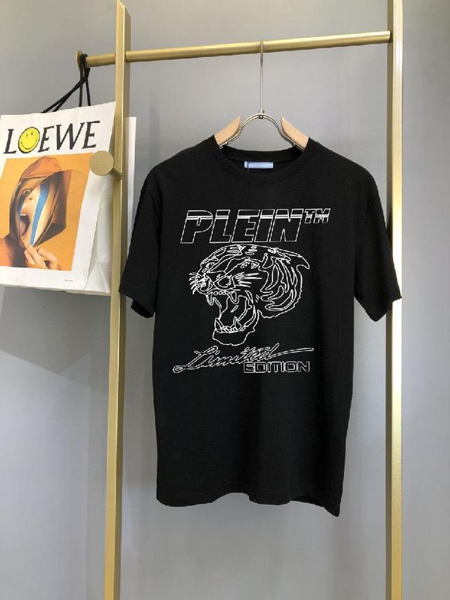 顶级印胶工艺印花，独特设计，舒适度极佳，舒适透气，档次极高