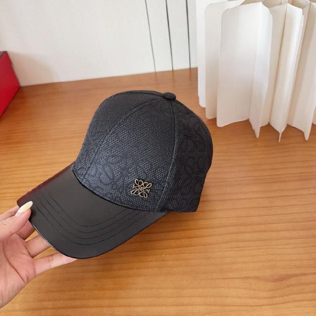 秋冬新款大牌同款羊毛针织毛线帽均码，吊牌齐全