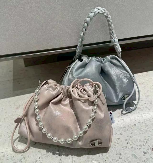 經典品牌LOGO Champion 雲朵包#04/12