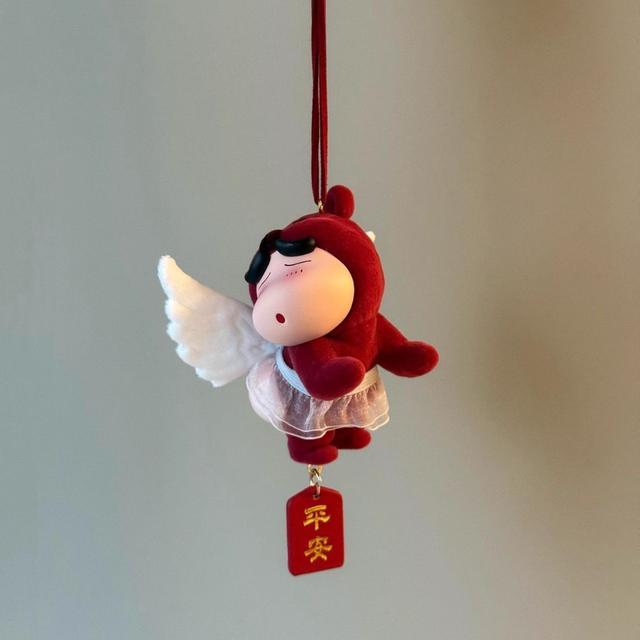 可愛小新草莓天使屁屁車載掛件(預購)