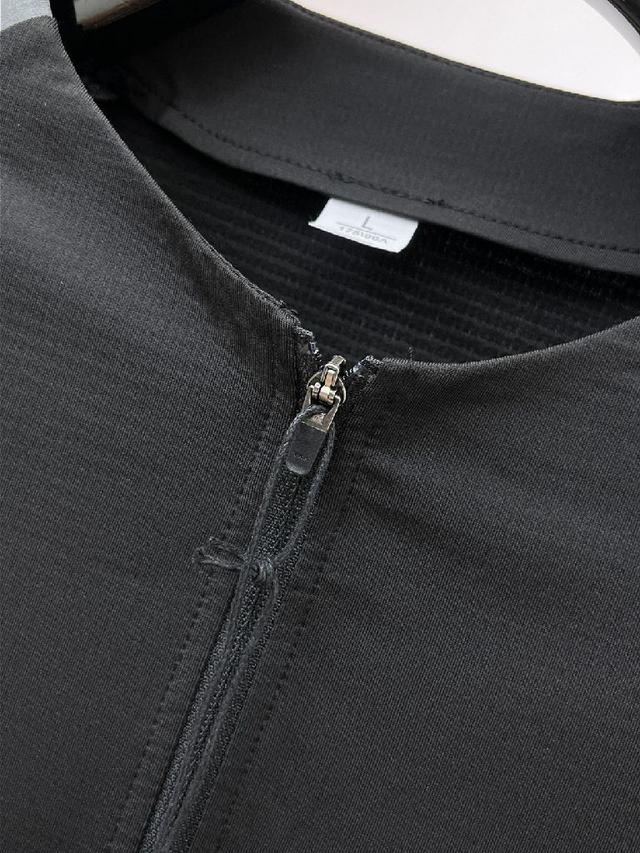 新品】圆领打底衫单穿卫衣爆款 超前卫设计风格