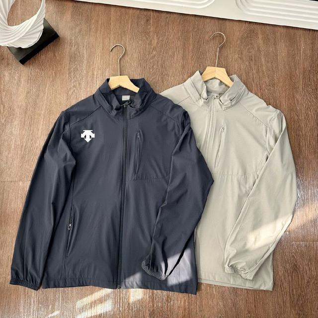 两穿款，连帽外套可拆卸成立领，专业户外高端防晒面料，抗紫外线皮肤保护