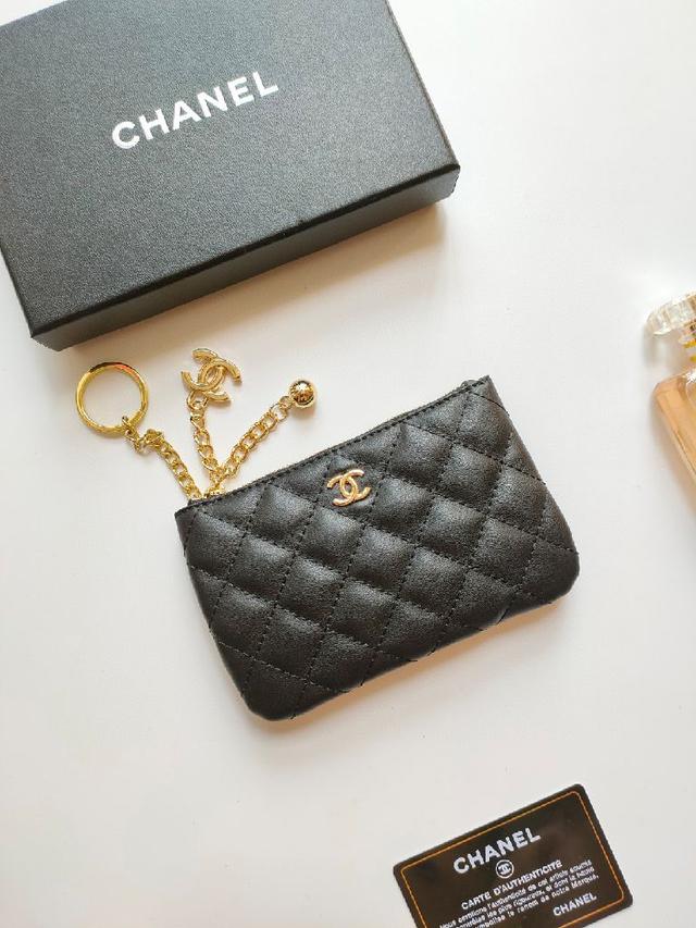 新款吊坠零钱包💦款号A50168顶级皮料五金，山茶花纹路