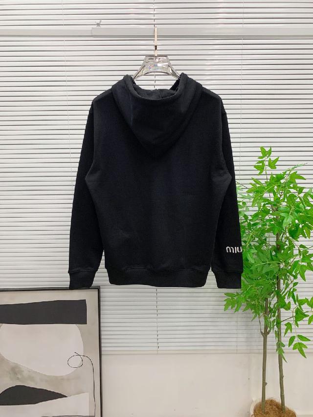 最新最顶级版本精美工艺连帽卫衣，最顶级的品质专柜