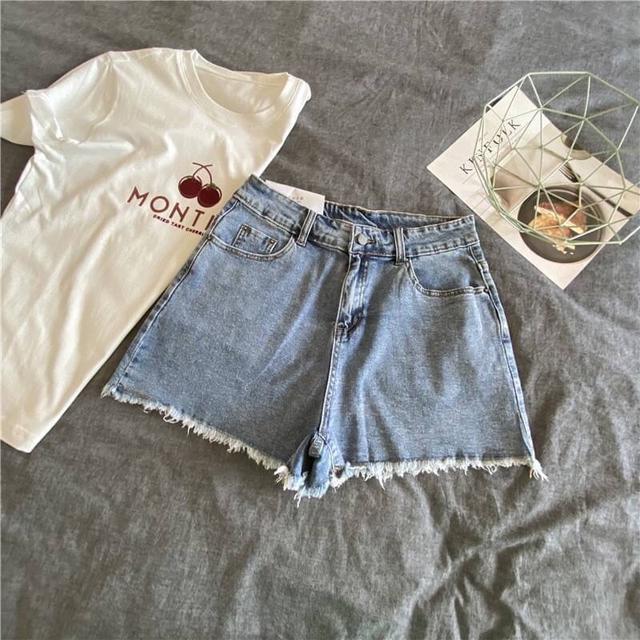 「預購」美美的牛仔短褲2020夏季新款女裝韓版褲腳毛邊高腰顯瘦口袋黑白色