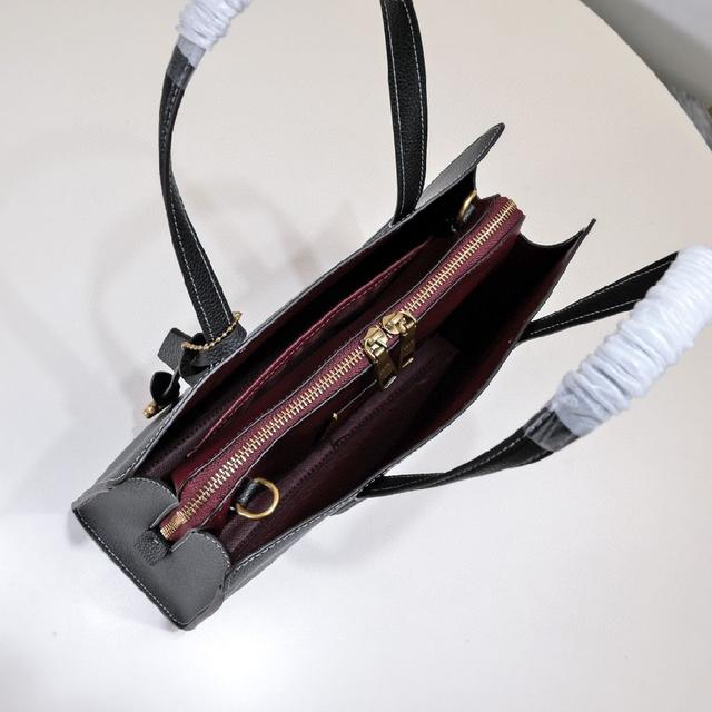 蔻驰ACE 26号中号托特包CR682 包型硬挺 ，装多东西也不