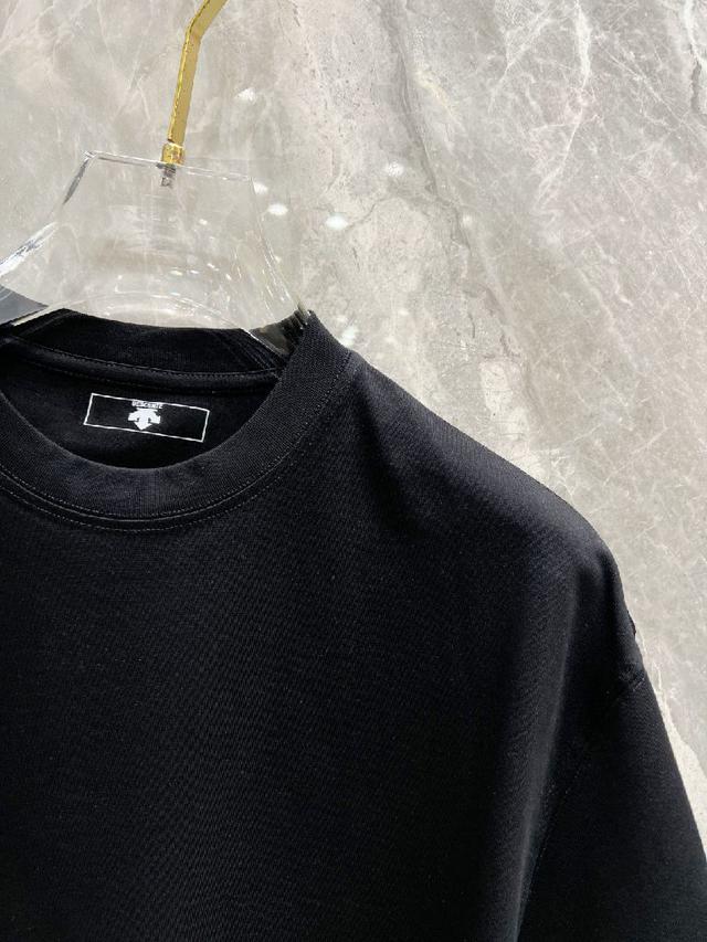 纯棉最新面料经典标识图案logo时尚简约潮流短袖