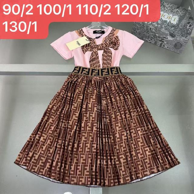 900元选一套，1400元选二套！2000元三套