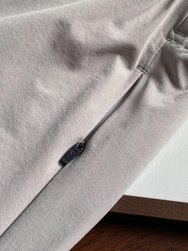 DESCENTE/迪桑特 24ss新款专业户外运动跑步休闲短裤 -