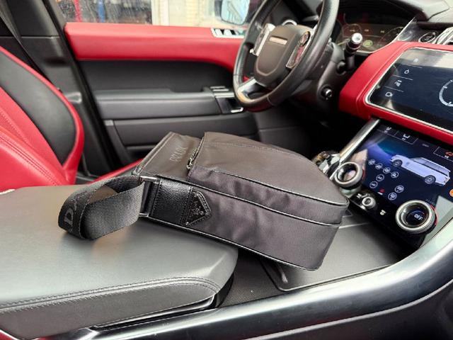 高端货‼️ 新款 “ DIOR ”迪奥单肩包 💼 dior迪奥手提斜挎包邮差包 DIOR迪