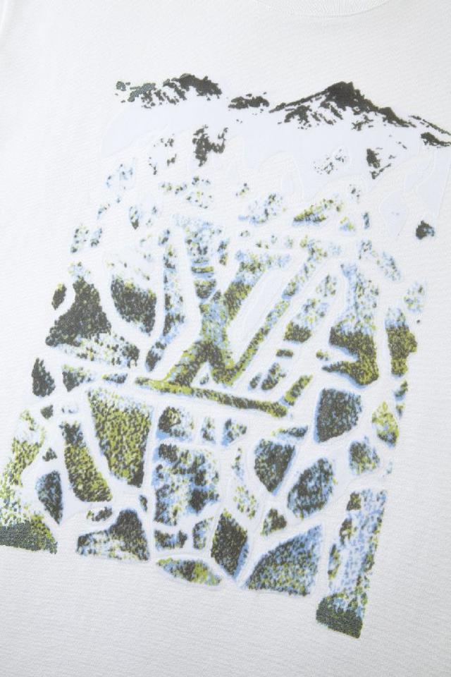 原版6,500购入开发，面料采用50支丝光双股面料。搭配1*1索罗娜螺纹