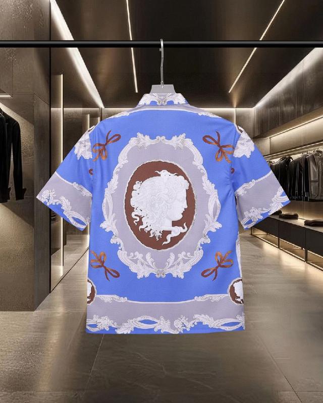 定制logo刻字纽扣，三标齐全。品牌元素设计理念，体现高品质