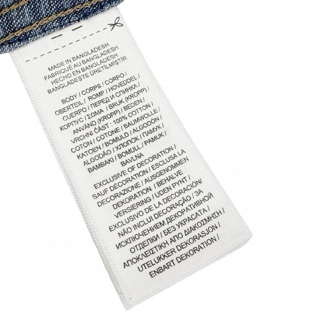 采用进口机刺绣工艺 使用先进的计算机控制系统和精密的机械部件