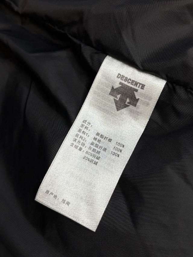 典爆款雾面玛雅，帽子可拆，经典横纹衍缝蓬松二不臃肿，蒙口冬季顶级