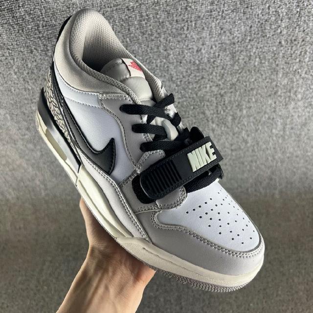 原汁原味最完美的312代版型 唯一正确鞋头趴度弧度高度鞋身腰线