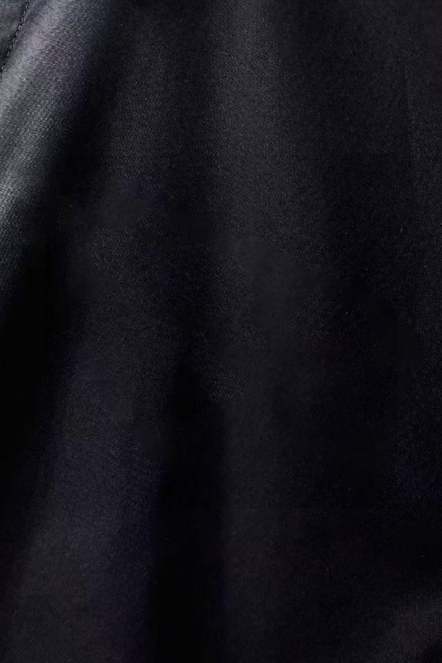 人工学立体裁剪，上身自然修身，暗门襟设计，纯棉竹纤维面料