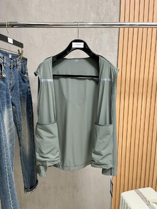 迪桑特 2025春夏新款男士防晒服轻薄外套，​独特订制防晒四面弹面料