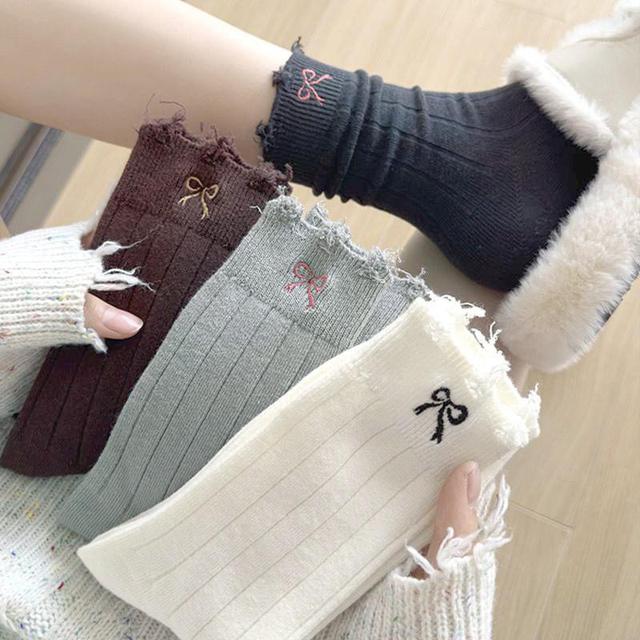 韓系提花蝴蝶結中筒襪(預購)