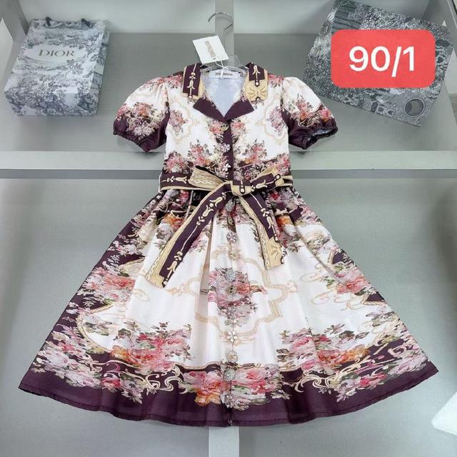 900元选一套，1400元选二套！2000元三套