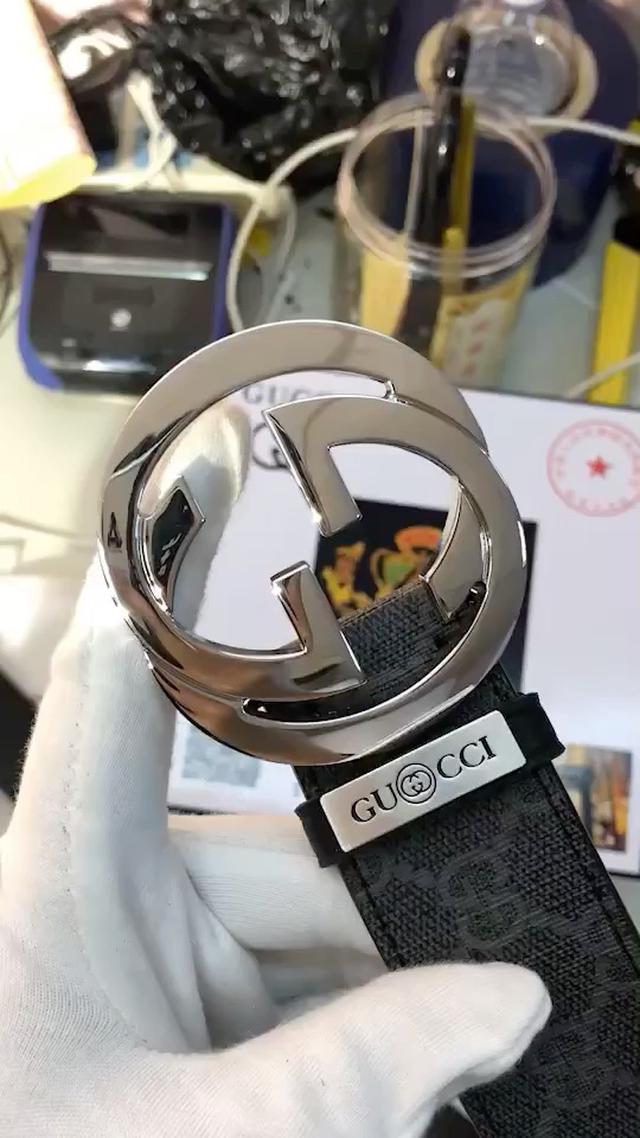 古奇.Gucci，头层牛皮。24K纯钢扣