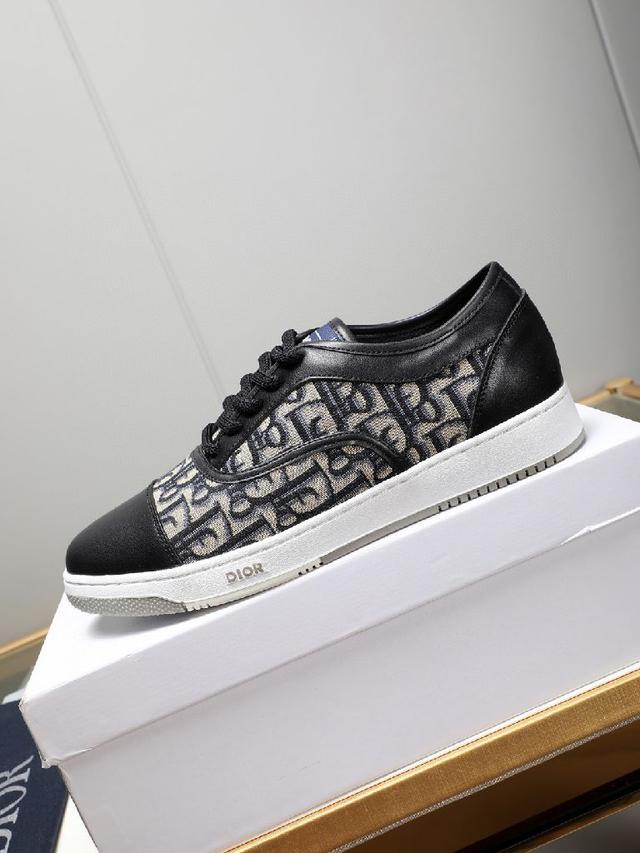 迪奥DIOR 标准码：男码38/44（45可以