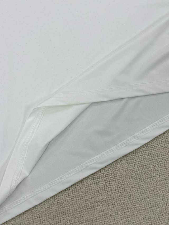 重要的是面料可以高效防护紫外线的照射，uF50+，纵享清凉