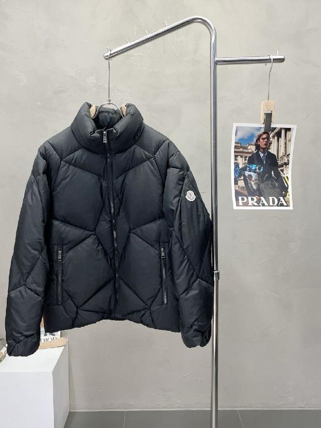 Burberry 巴宝莉，2025冬季最新品，专柜同步有售，原单狠货，