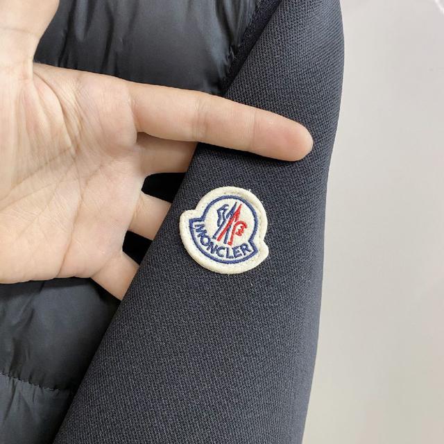 顶尖一线成衣，整件衣服采  用手重工艺设计