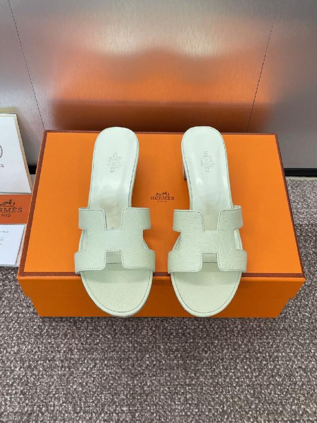 爱马仕 Hermes 春夏经典款 Oran 拼色工字拖女鞋  H家粗跟圆头露趾