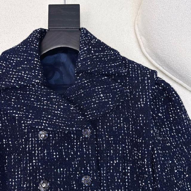 秋冬新款走秀款亮片编织套装🩷 小短款亮片编织外套+前开衩编织半裙