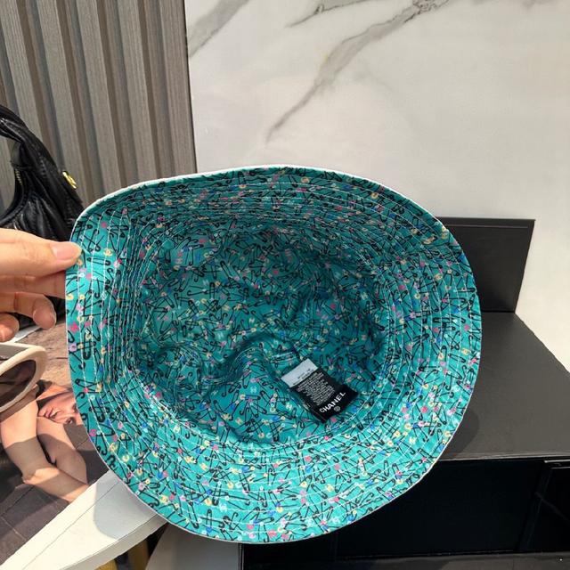 Chanel（香奈儿）专柜新款双面刺绣棒球帽🧢1:1开模订制