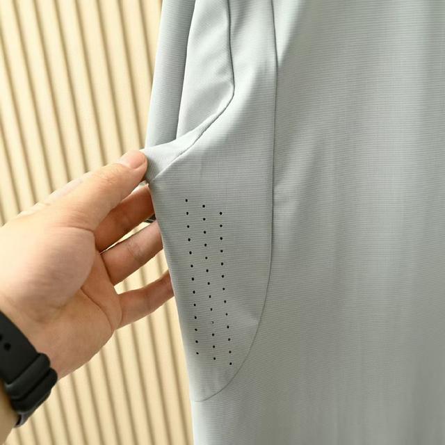 人气爆款！DESCENTE/迪桑特专柜新品冰氧锦棉短裤