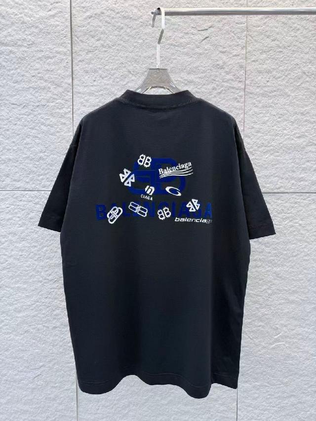 2026春夏新款 蜜蜂字母锁链绣花  圆领短袖t恤 上身超舒服🔥