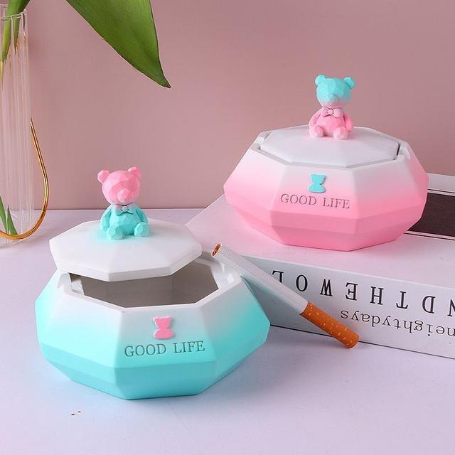 ins炫彩小熊清新帶蓋防飛灰煙灰缸(預購)